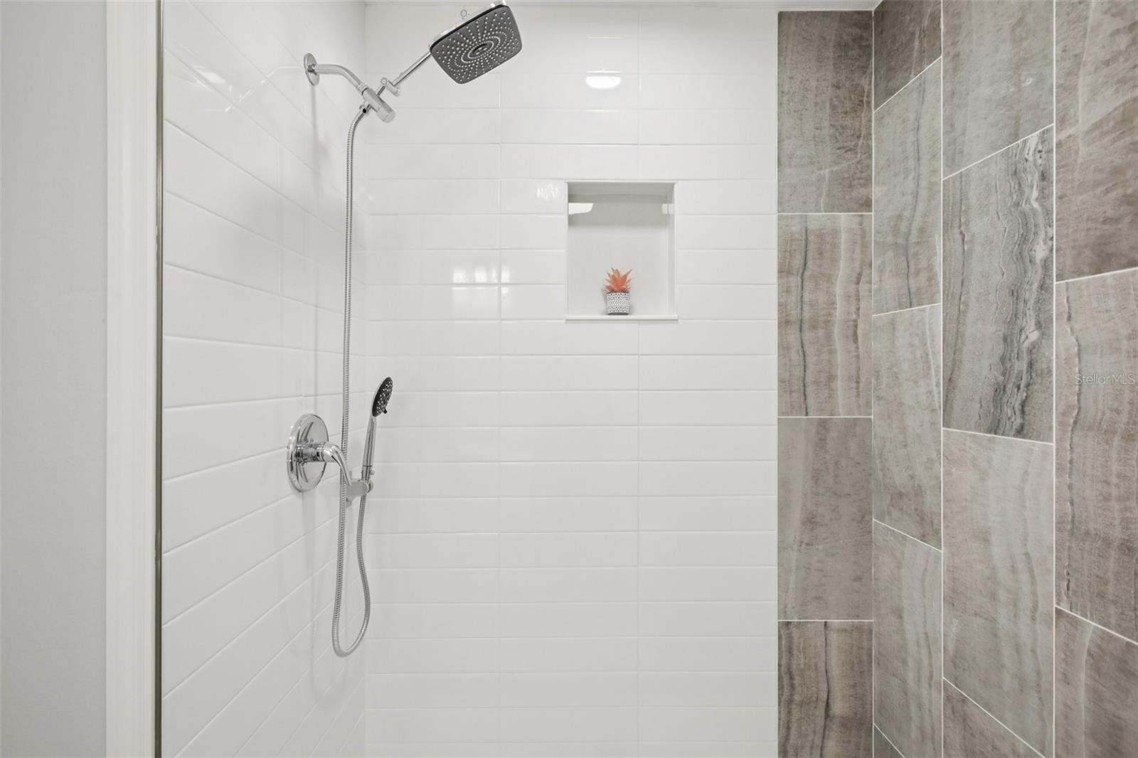 CLAIR MEL CITY UNIT 52 - Residential