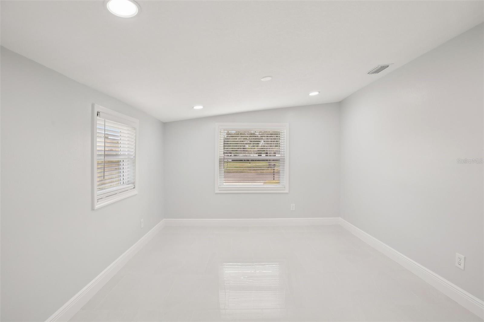 CLAIR MEL CITY UNIT 52 - Residential