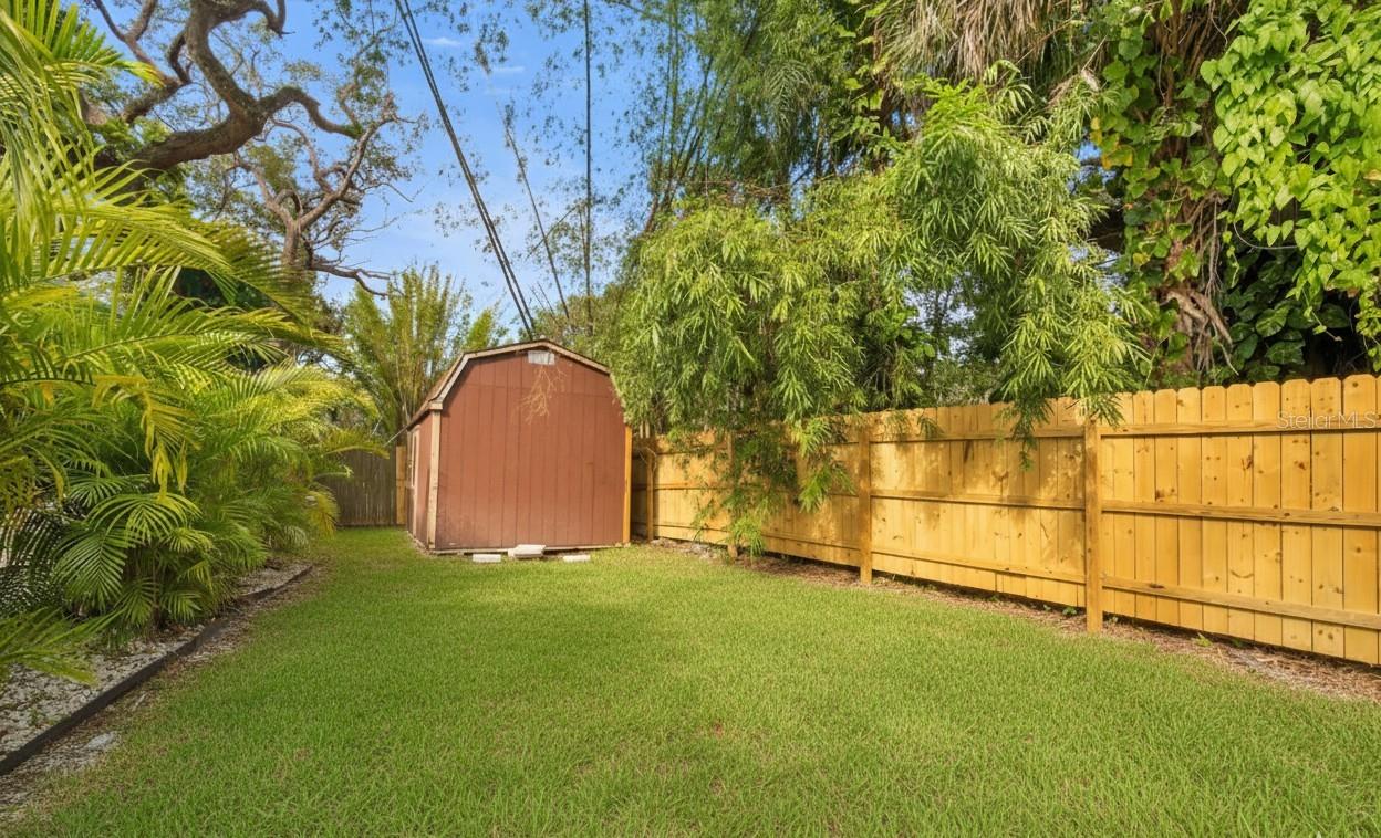 RIVERBEND MANOR - Residential