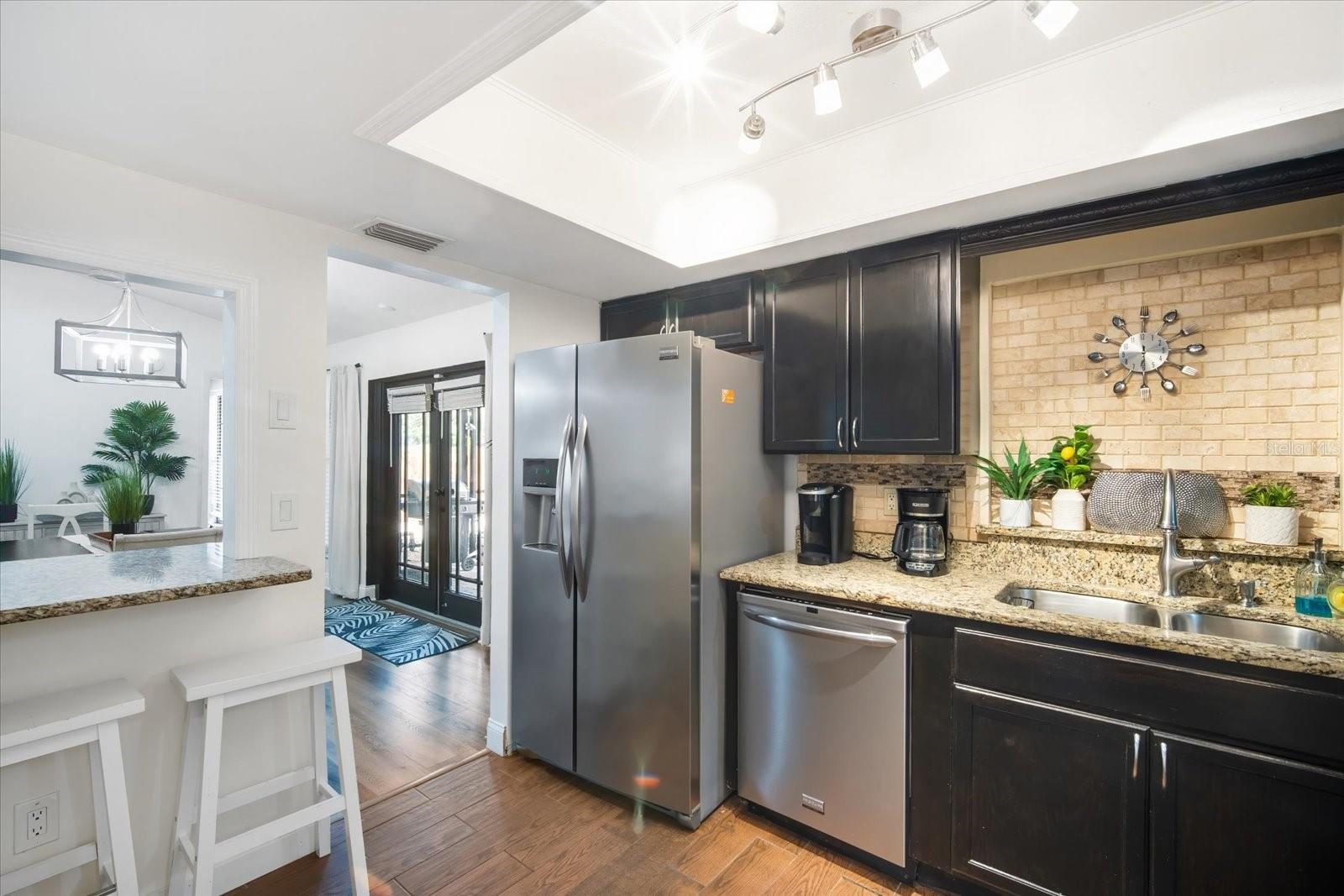 RIVERBEND MANOR - Residential