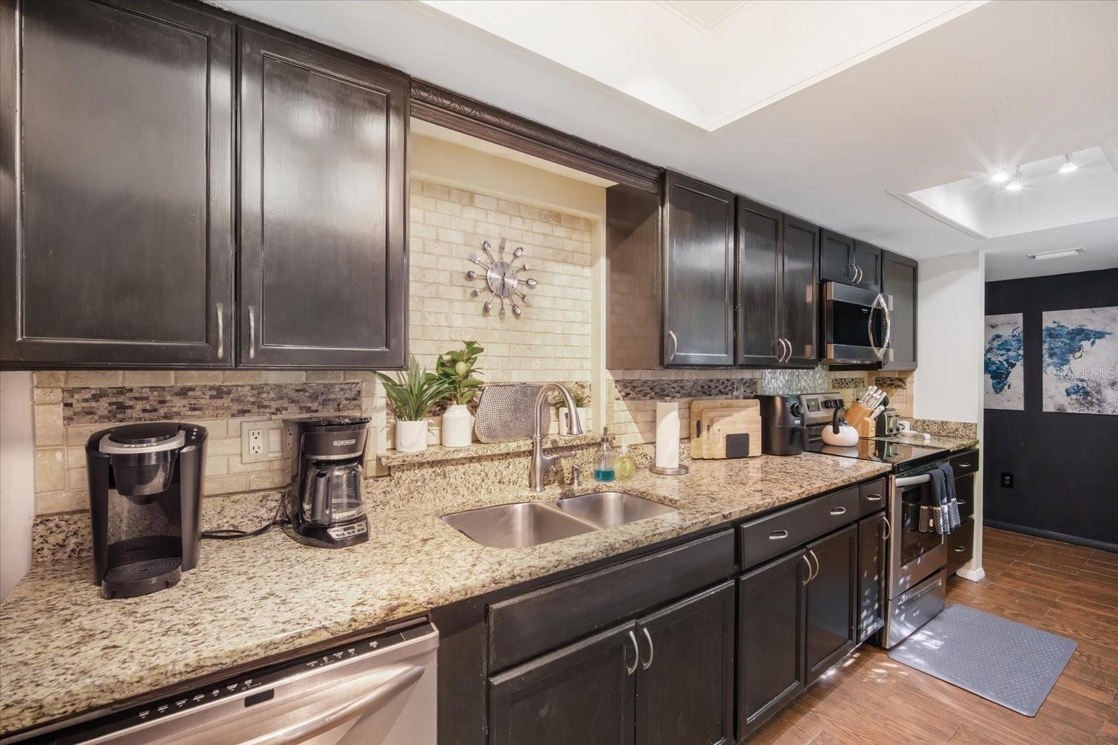 RIVERBEND MANOR - Residential