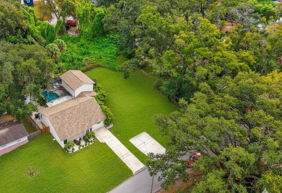 RIVERBEND MANOR - Residential