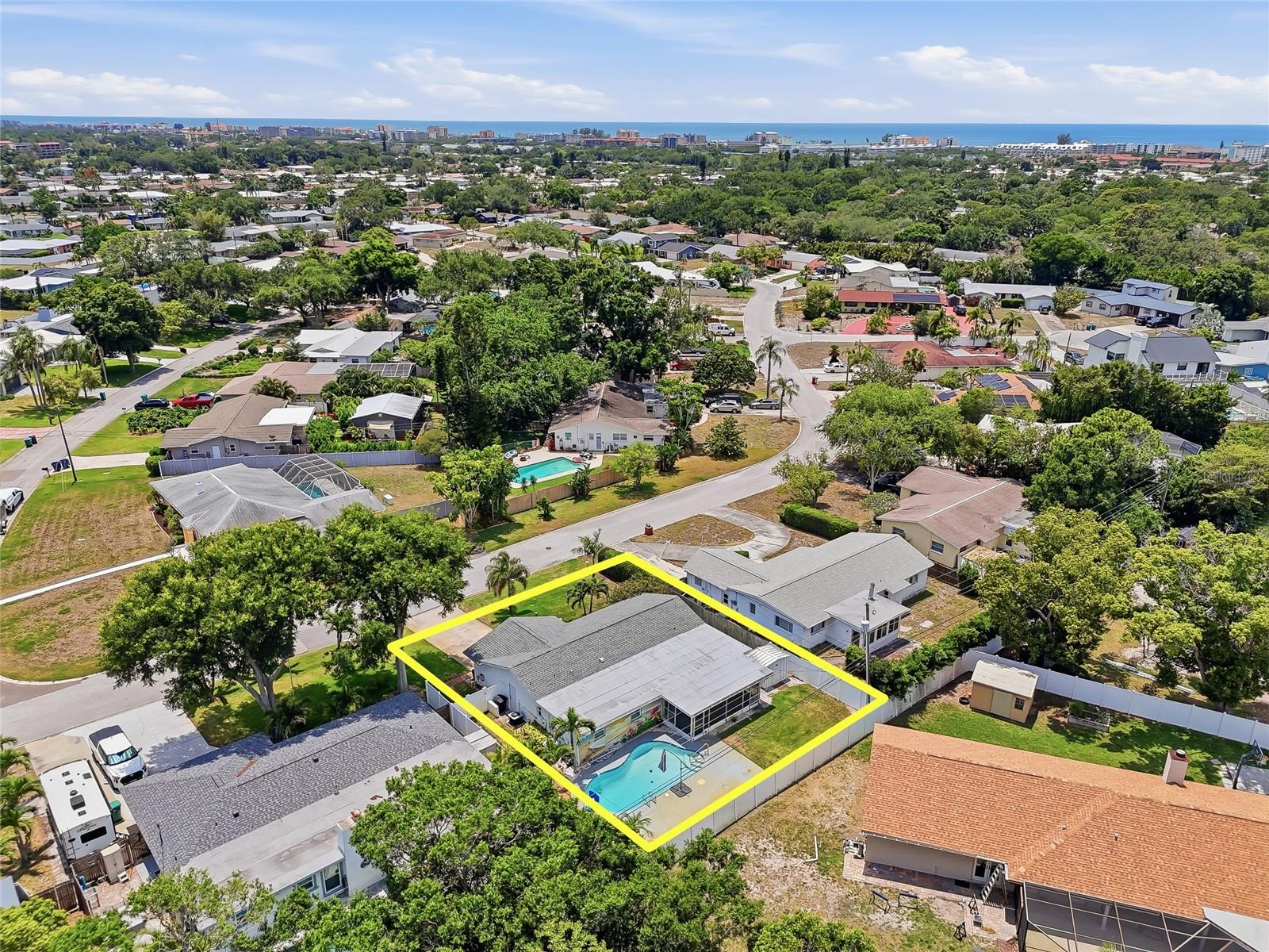 YACHT CLUB ESTATES - Residential