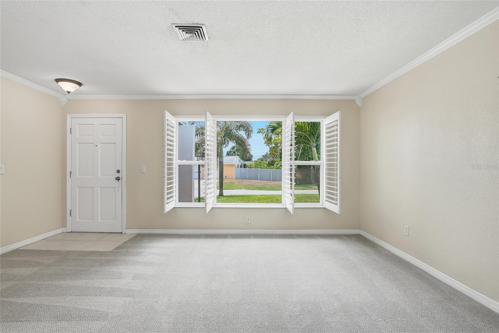 YACHT CLUB ESTATES - Residential