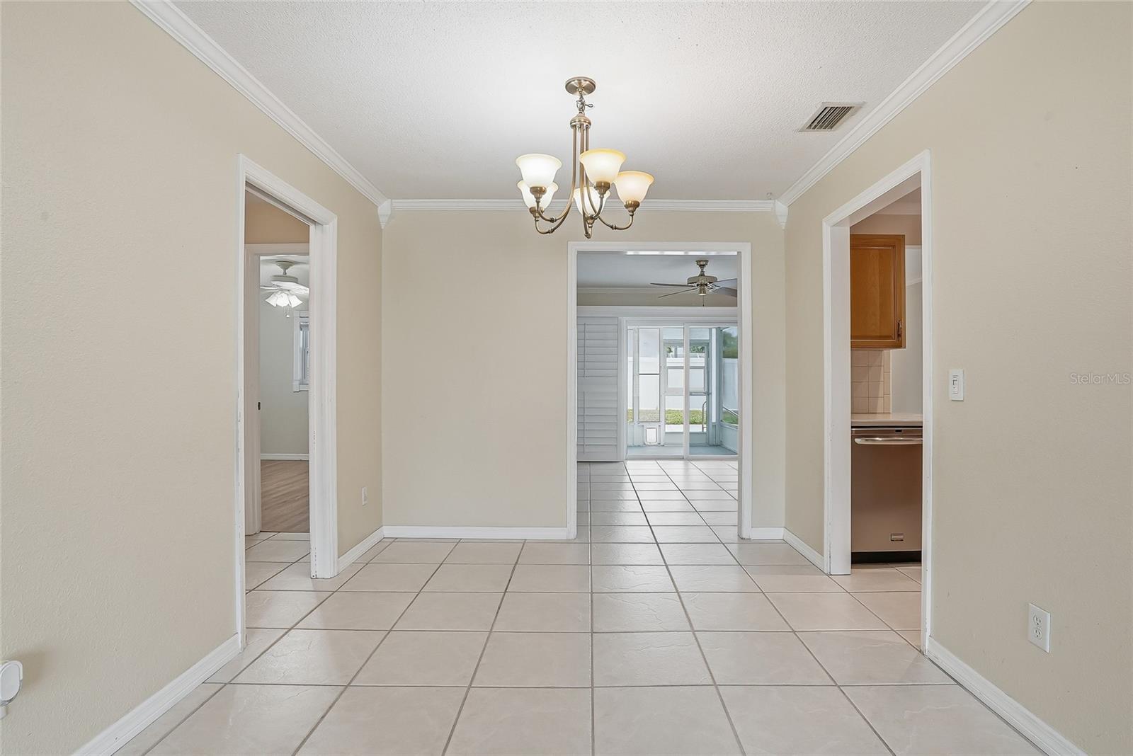 YACHT CLUB ESTATES - Residential