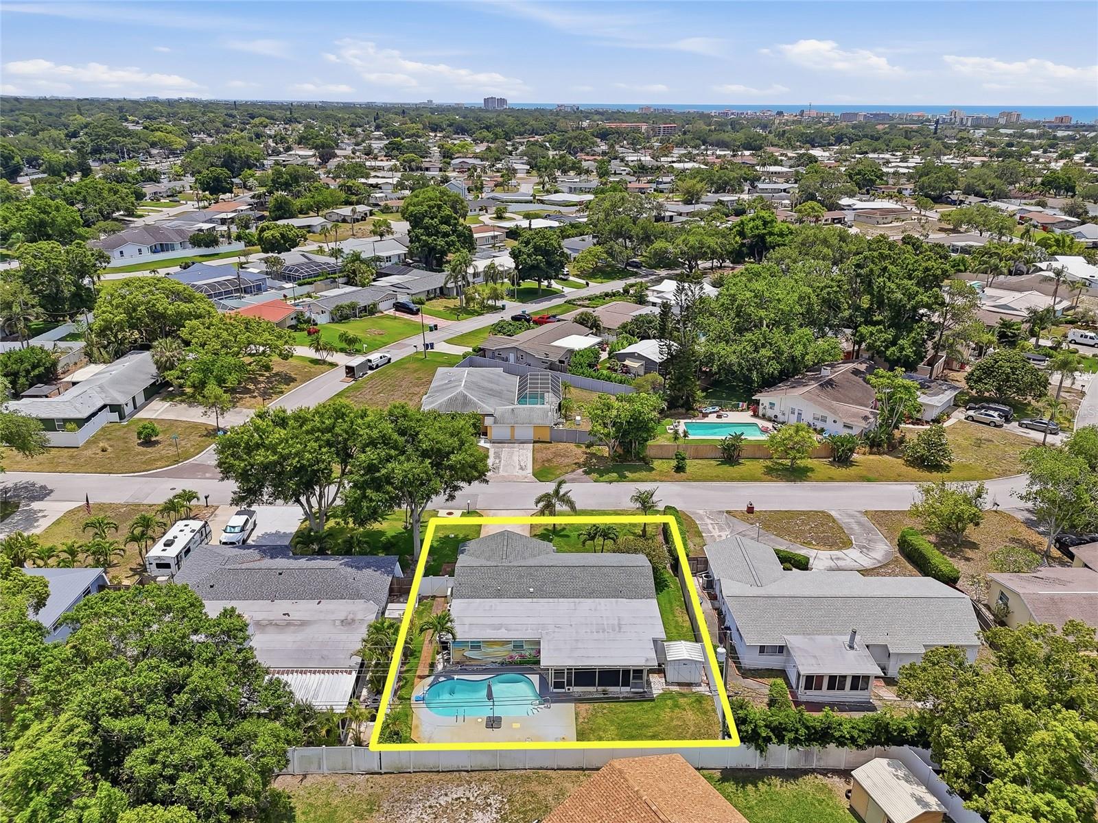 YACHT CLUB ESTATES - Residential