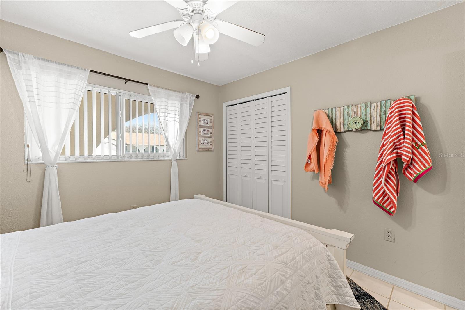 BANANA RIVER ESTATES - Residential
