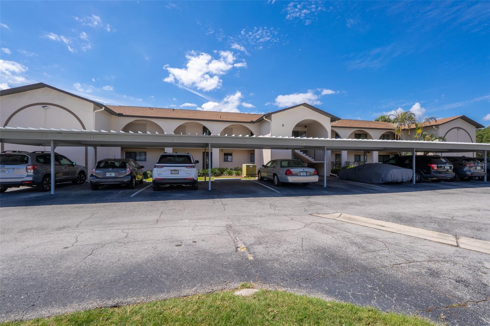 BANANA RIVER ESTATES - Residential