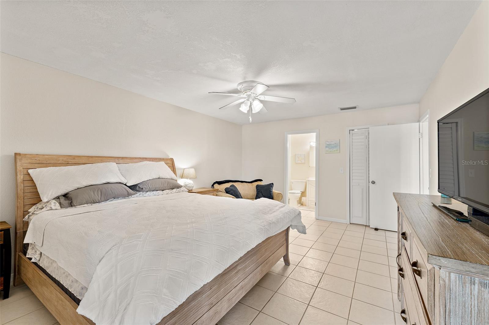 BANANA RIVER ESTATES - Residential