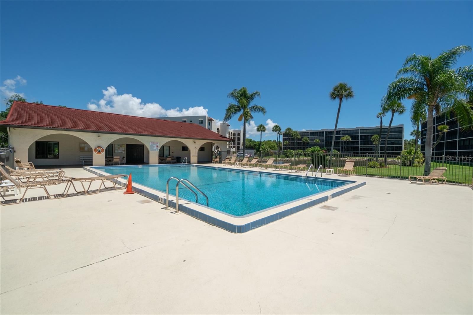 BANANA RIVER ESTATES - Residential