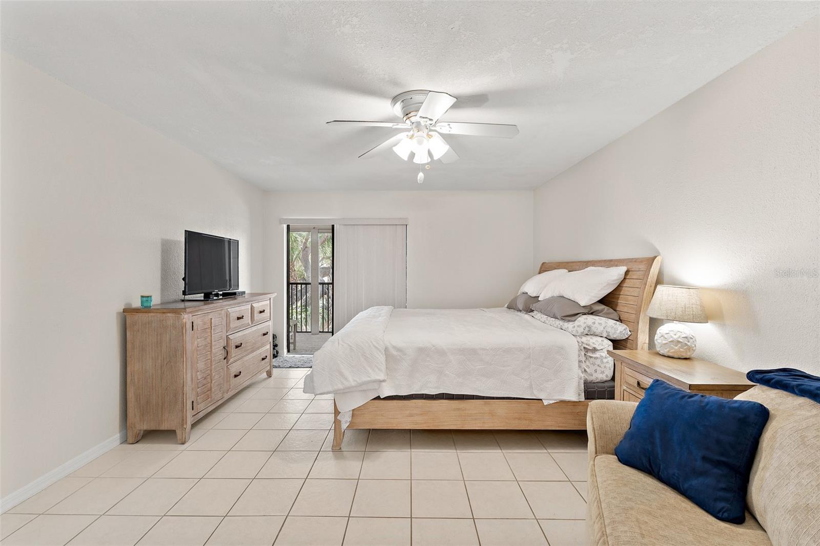 BANANA RIVER ESTATES - Residential