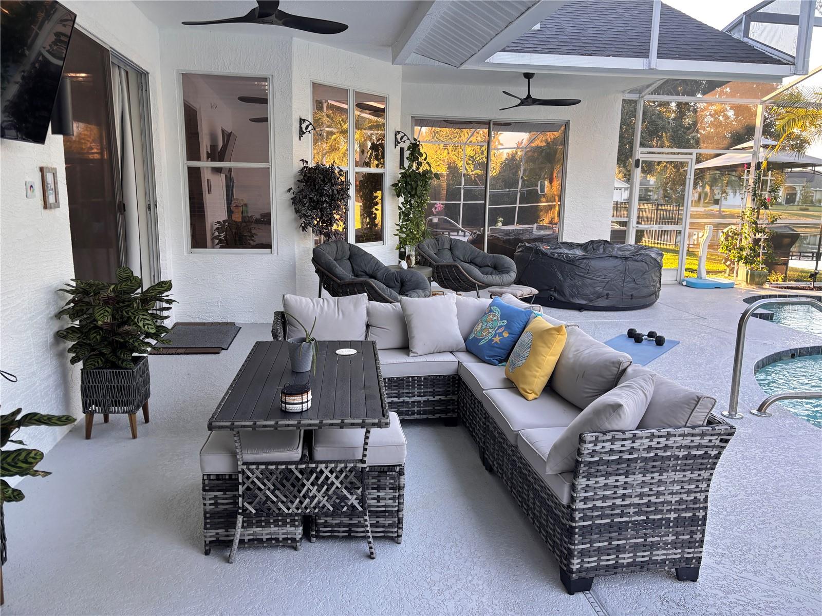 HUNTERS CREEK TR 335 PH 01 - Residential