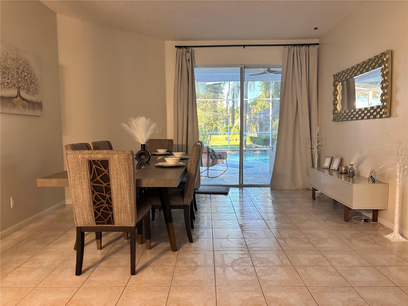 HUNTERS CREEK TR 335 PH 01 - Residential