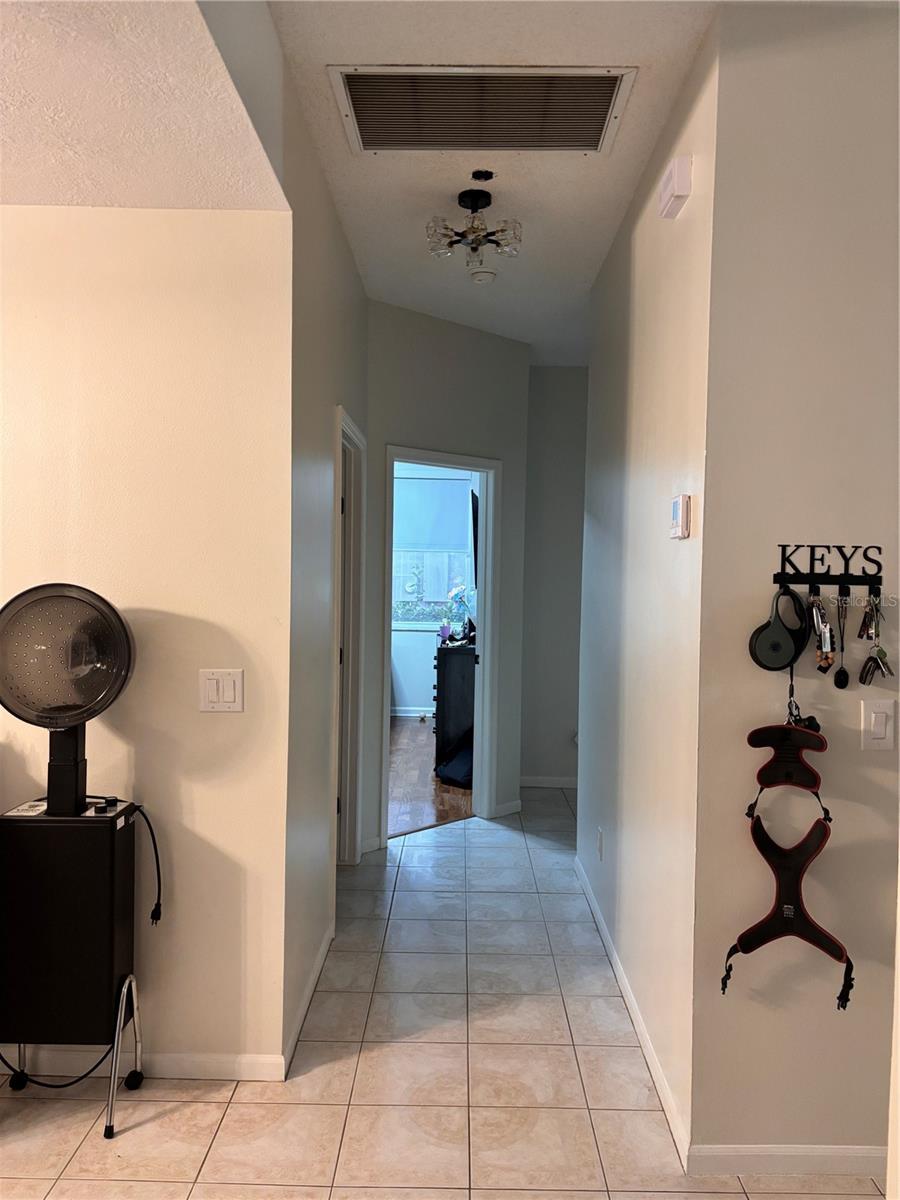 HUNTERS CREEK TR 335 PH 01 - Residential