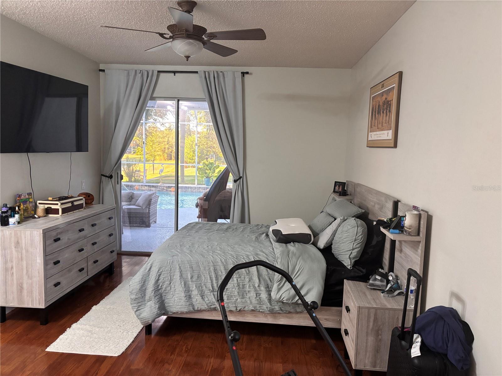 HUNTERS CREEK TR 335 PH 01 - Residential