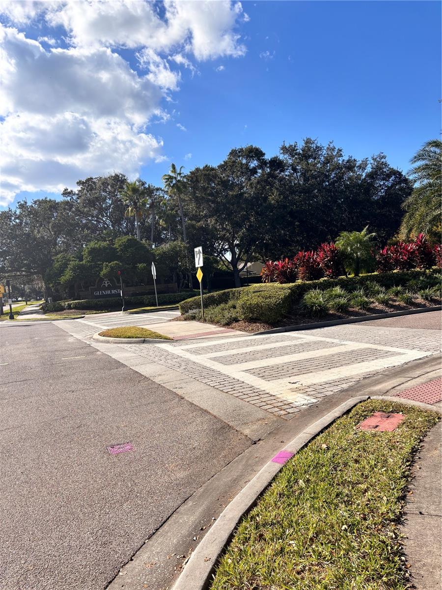 HUNTERS CREEK TR 335 PH 01 - Residential