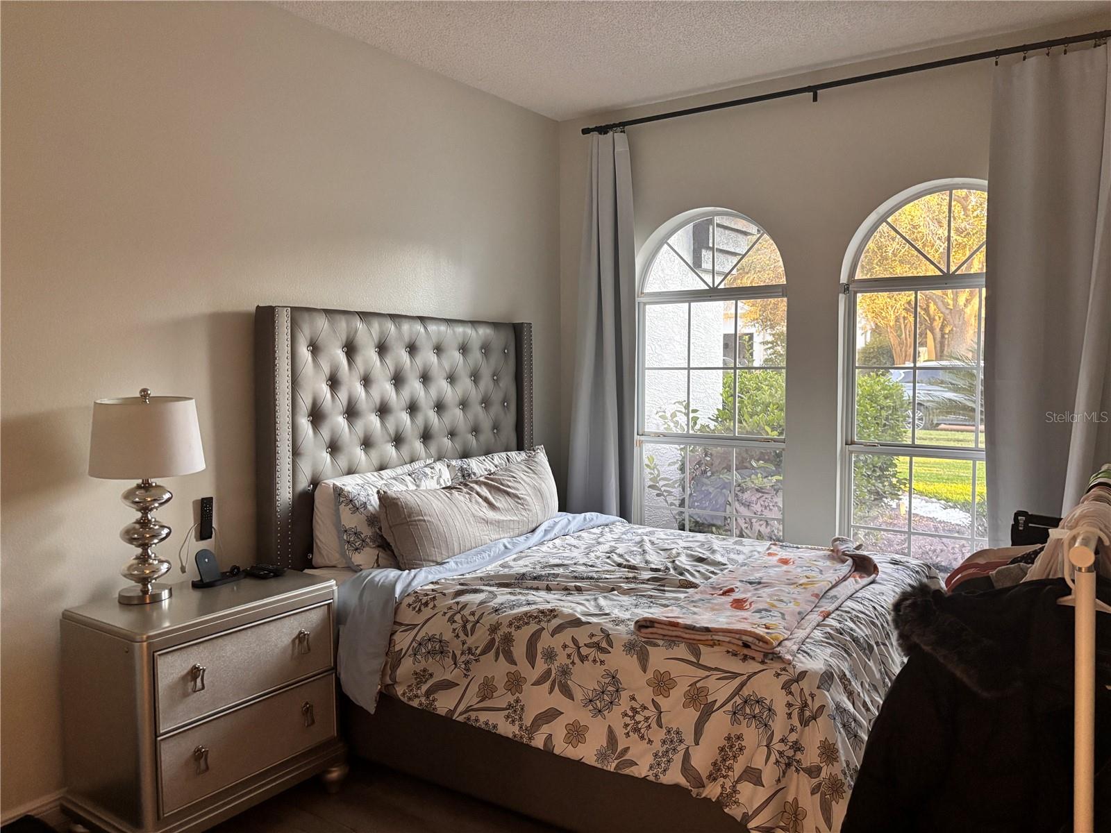 HUNTERS CREEK TR 335 PH 01 - Residential