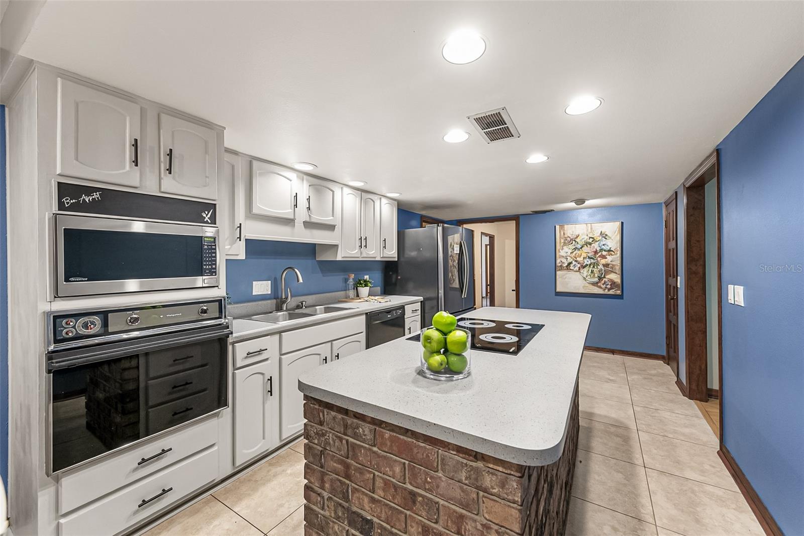 DELTONA LAKES UNIT 03 - Residential