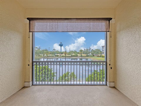 940 Cooper Street 202, Venice, FL 34285