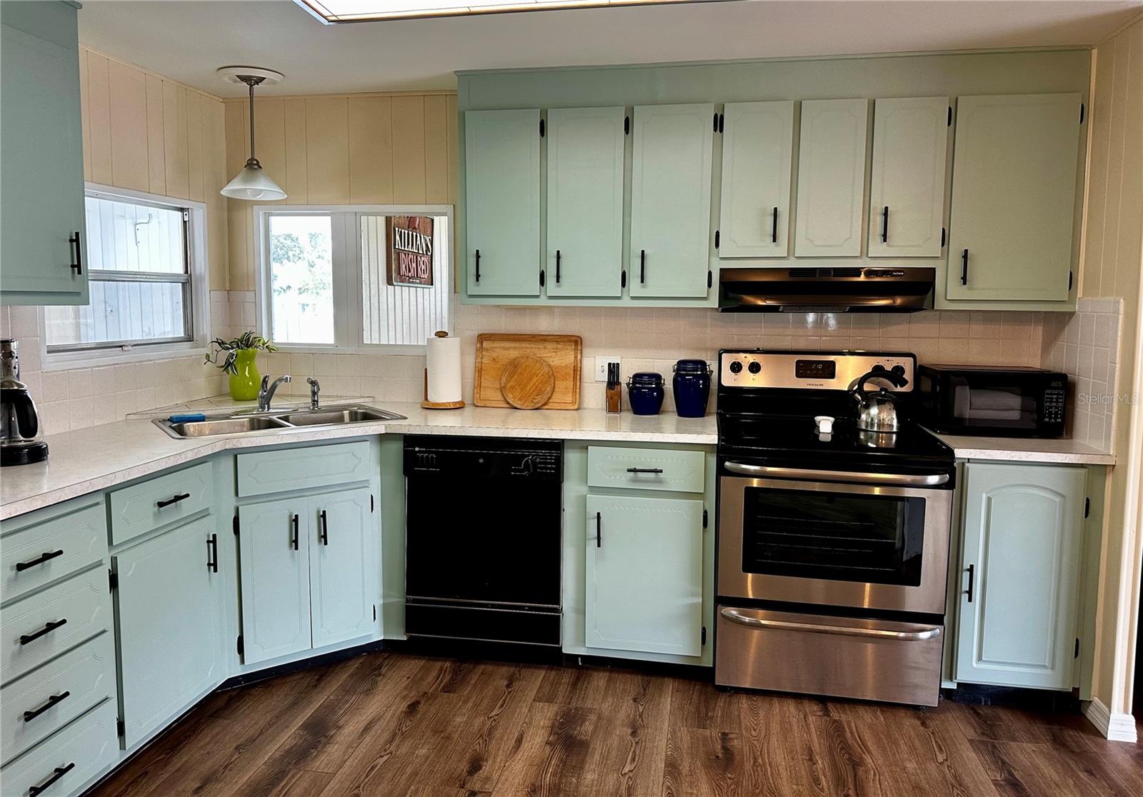 FAIRWAY VILLAGE MOBILE HOME PARK UNREC - Residential