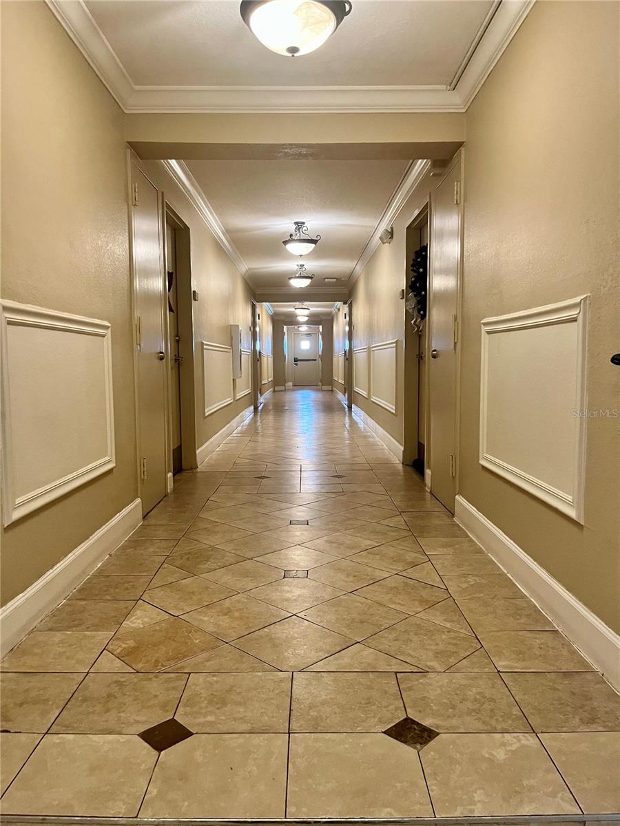 SARASOTA PALMS - Residential Lease