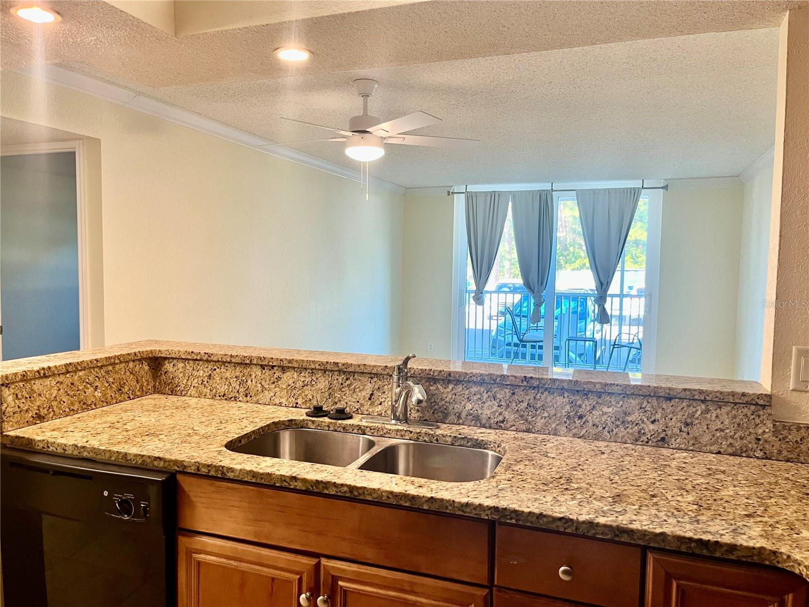 SARASOTA PALMS - Residential Lease