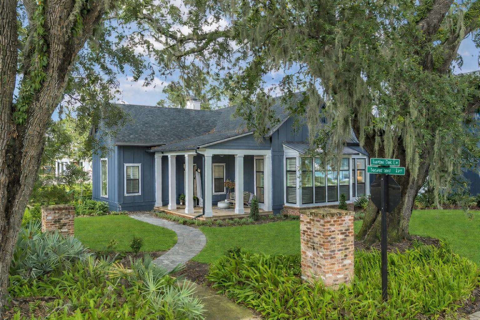 OAKLAND HILLS - Residential