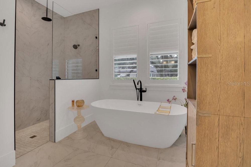 OAKLAND HILLS - Residential