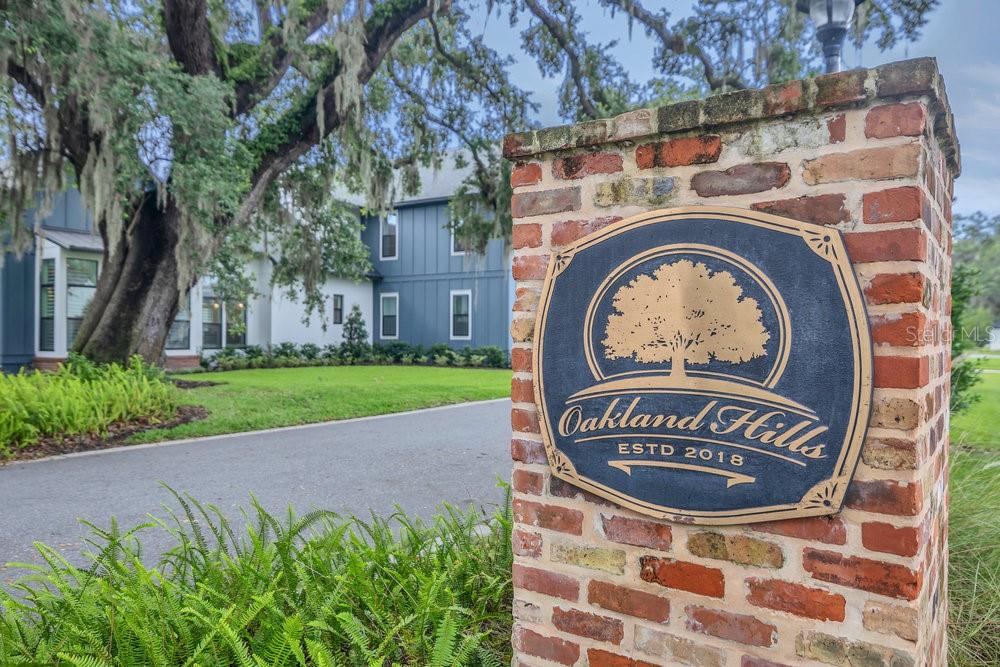 OAKLAND HILLS - Residential