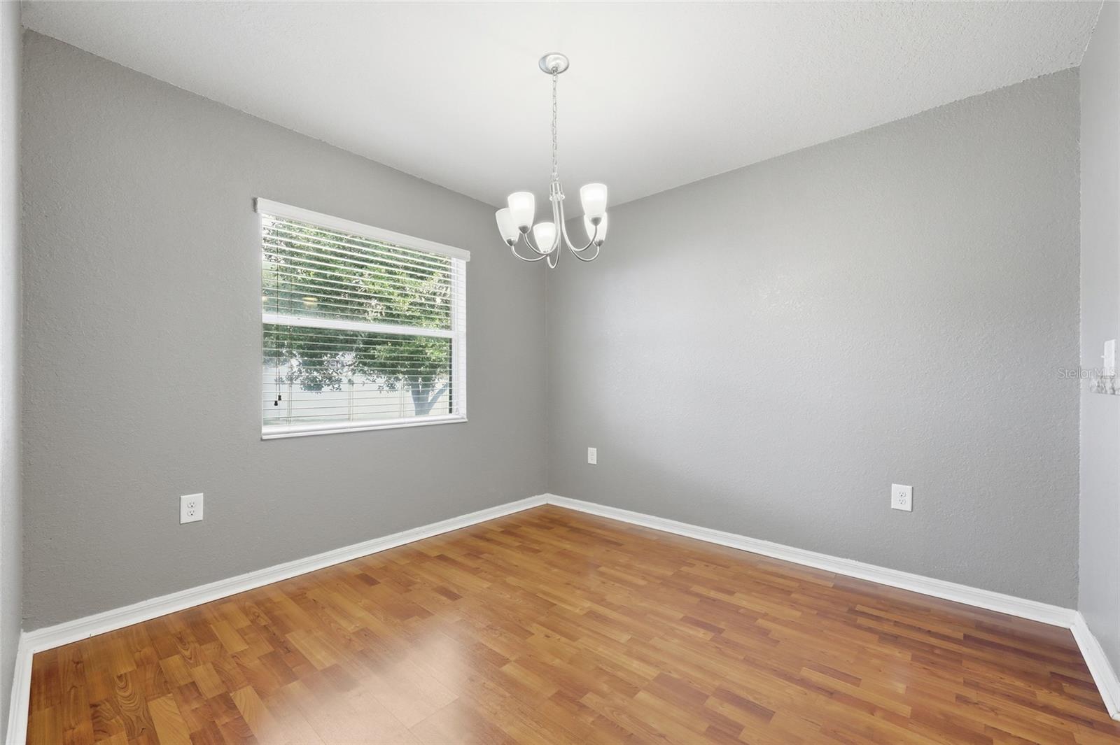 LADY LAKE STONEWOOD MANOR - Residential