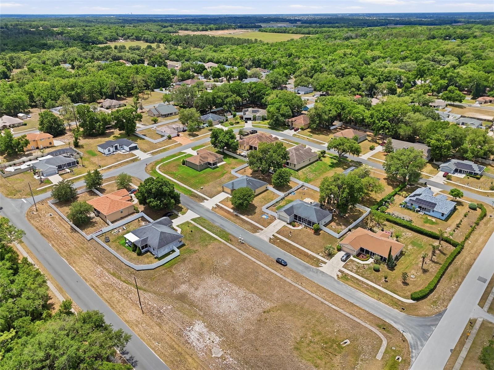 LADY LAKE STONEWOOD MANOR - Residential