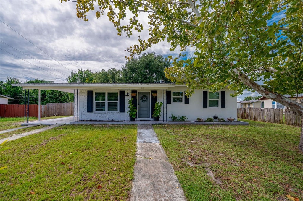 Photo of 605 E Normandy Boulevard, Deltona, FL 32725 (MLS # V4951692)