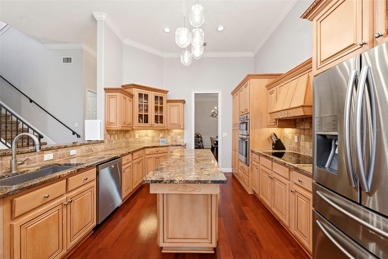 BALMORAL - Residential