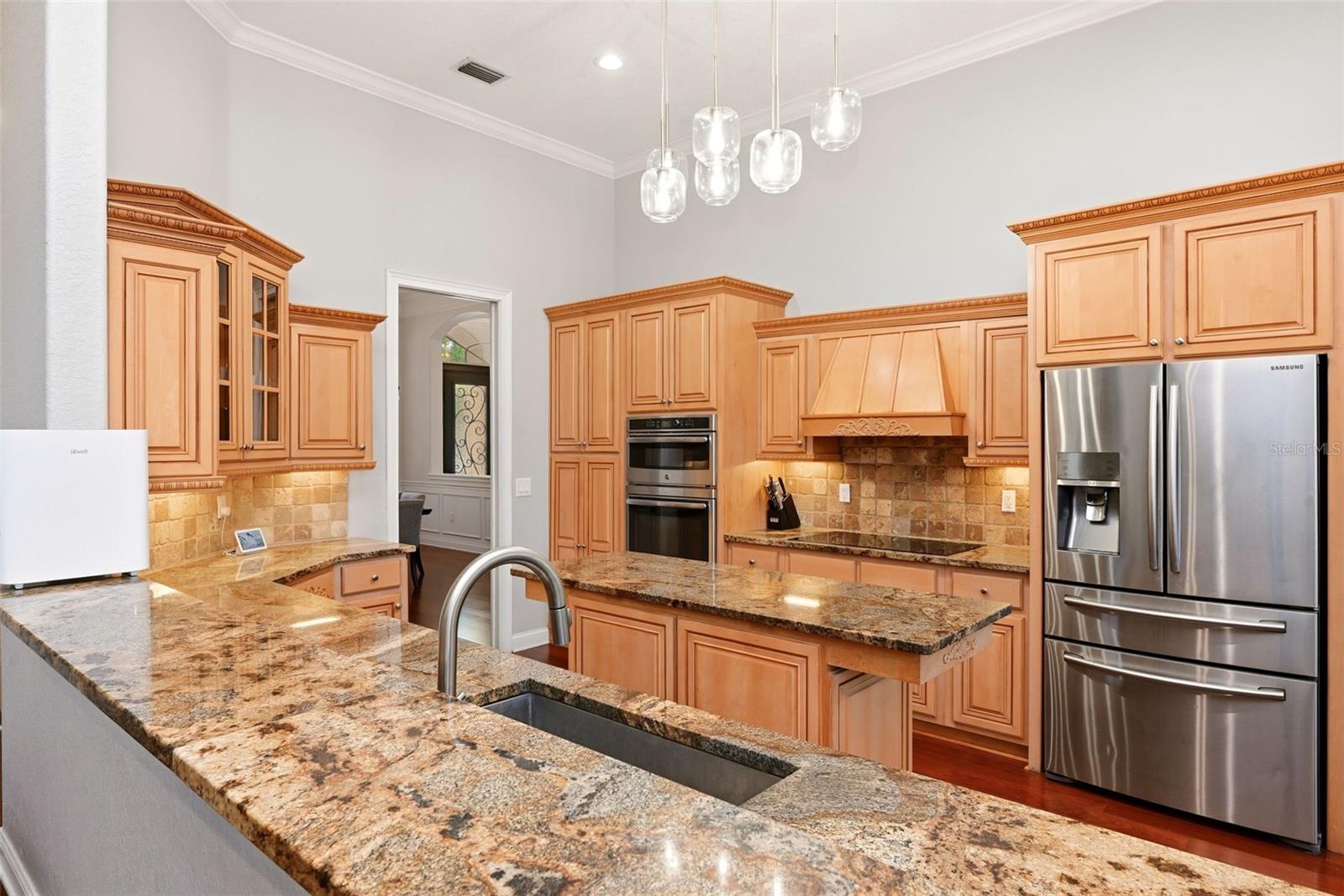 BALMORAL - Residential
