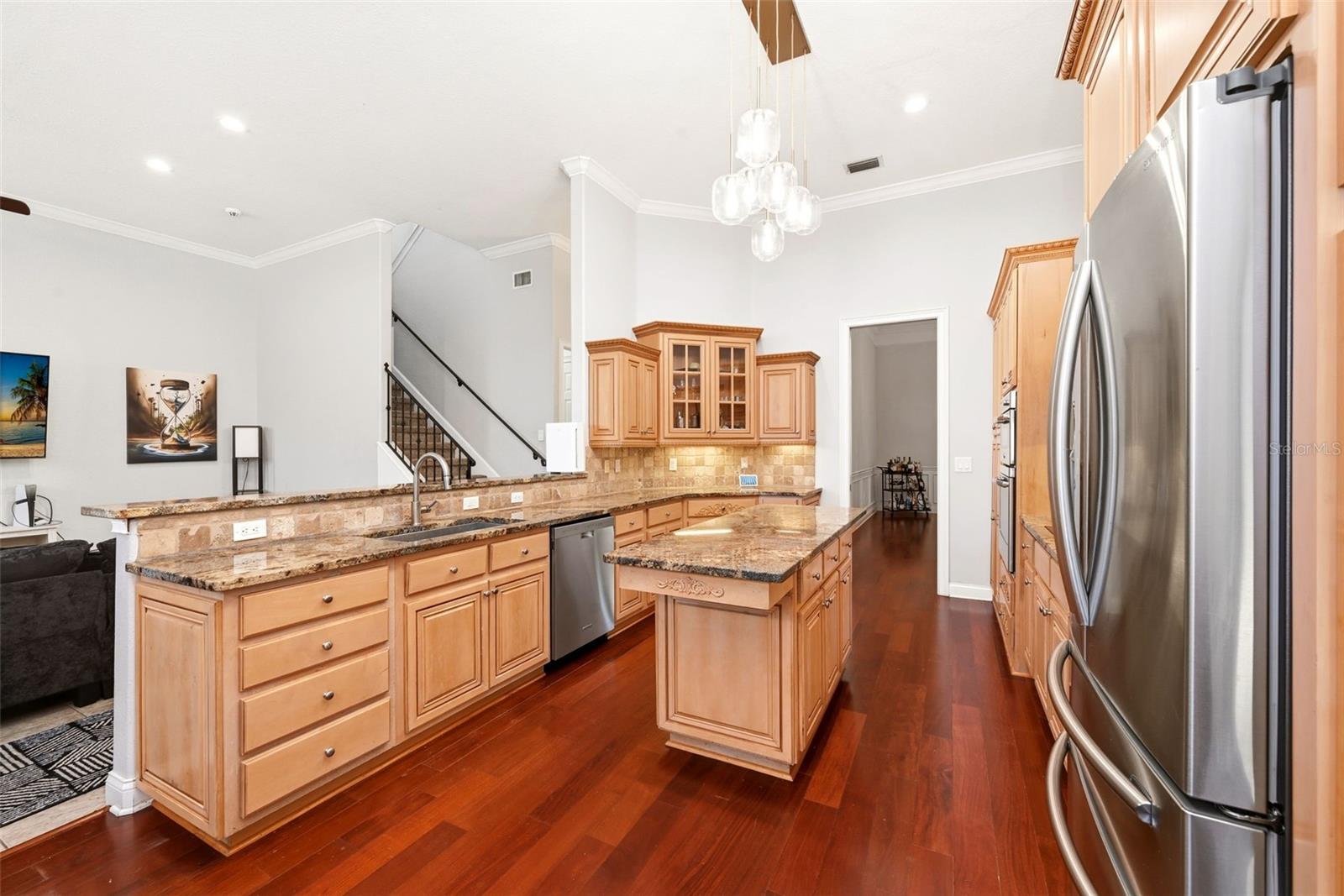 BALMORAL - Residential