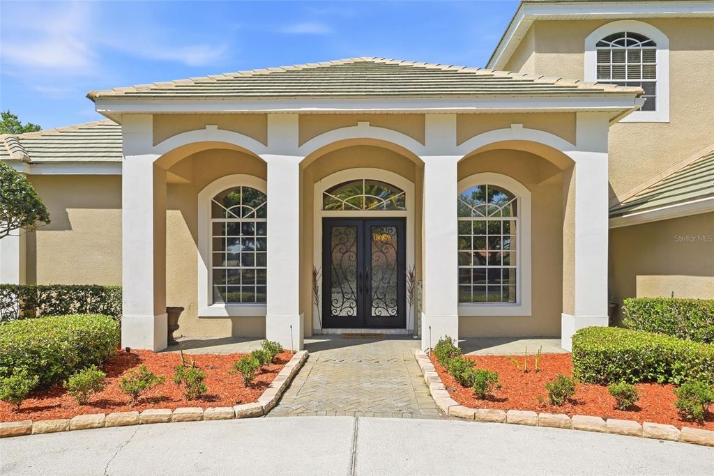 Photo of 9119 Balmoral Mews Sq Sq, Windermere, FL 34786 (MLS # S5146725)