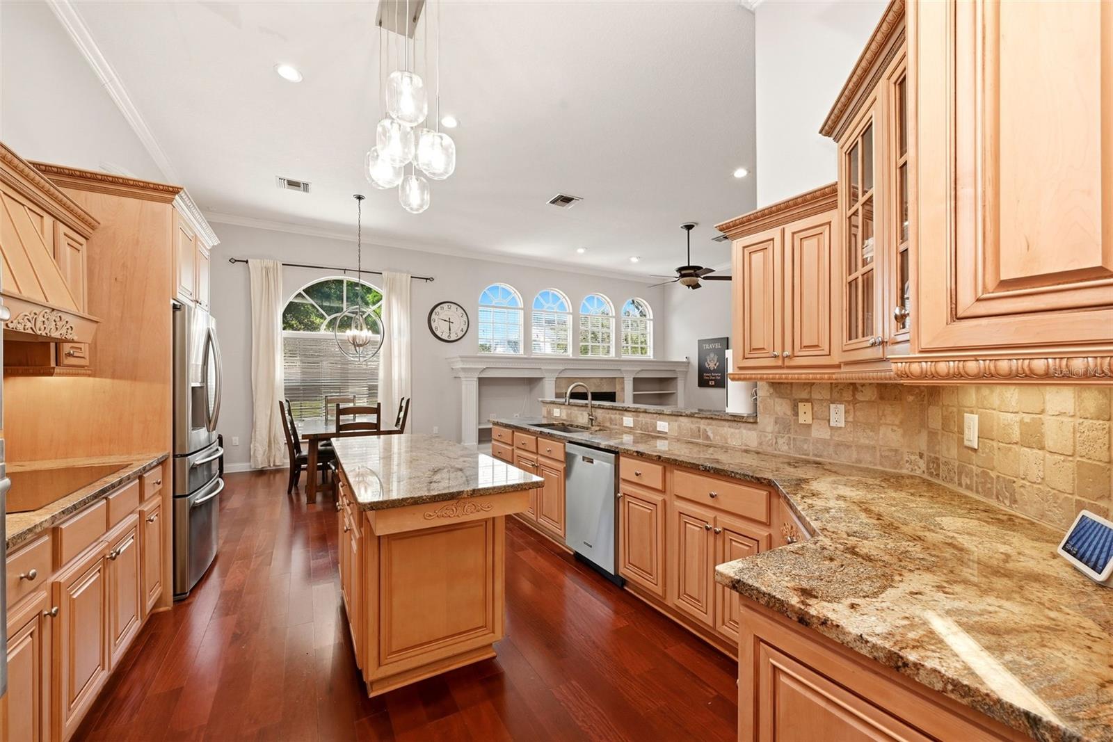 BALMORAL - Residential