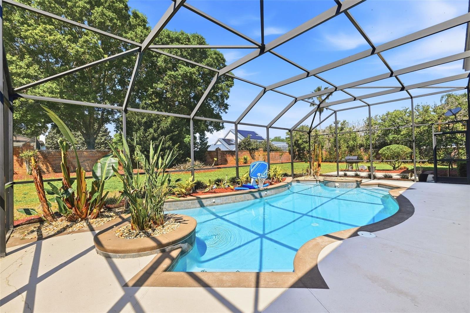 BALMORAL - Residential