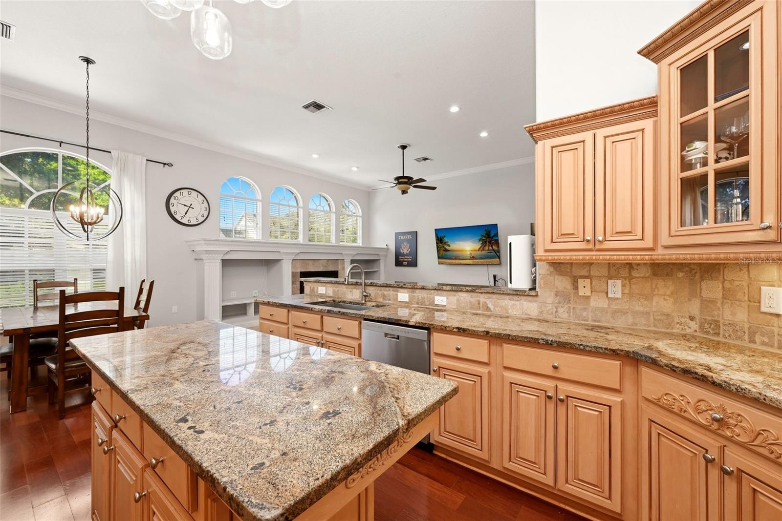 BALMORAL - Residential