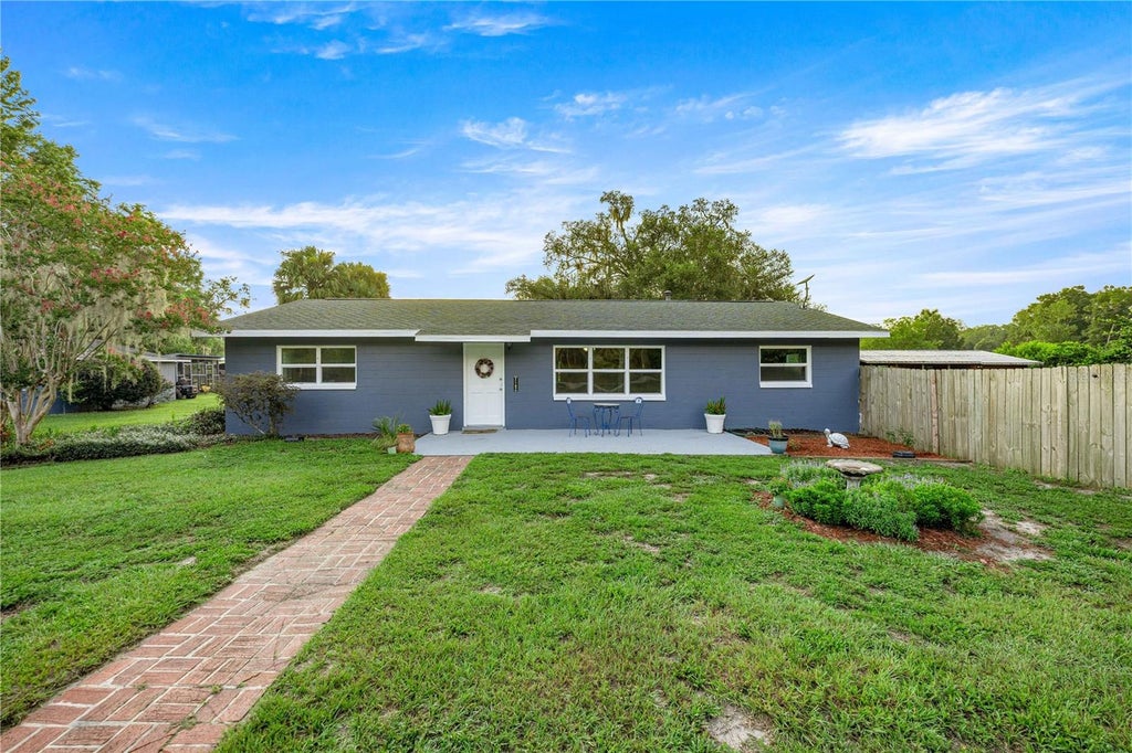 Photo of 15027 SW 91st Street, Archer, FL 32618 (MLS # GC542303)