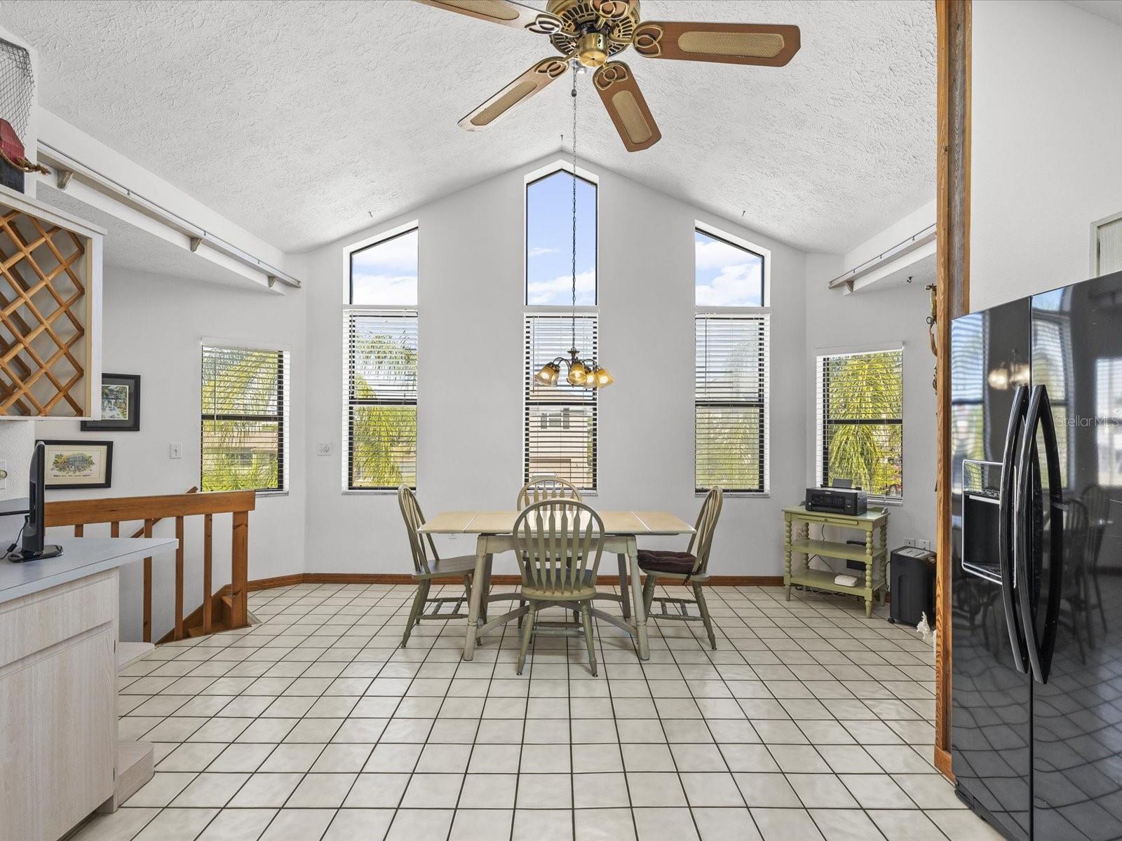 HERNANDO BEACH - Residential