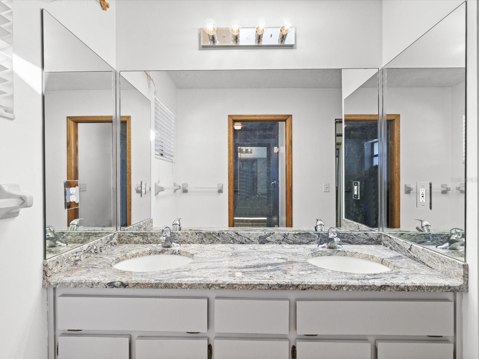 HERNANDO BEACH - Residential