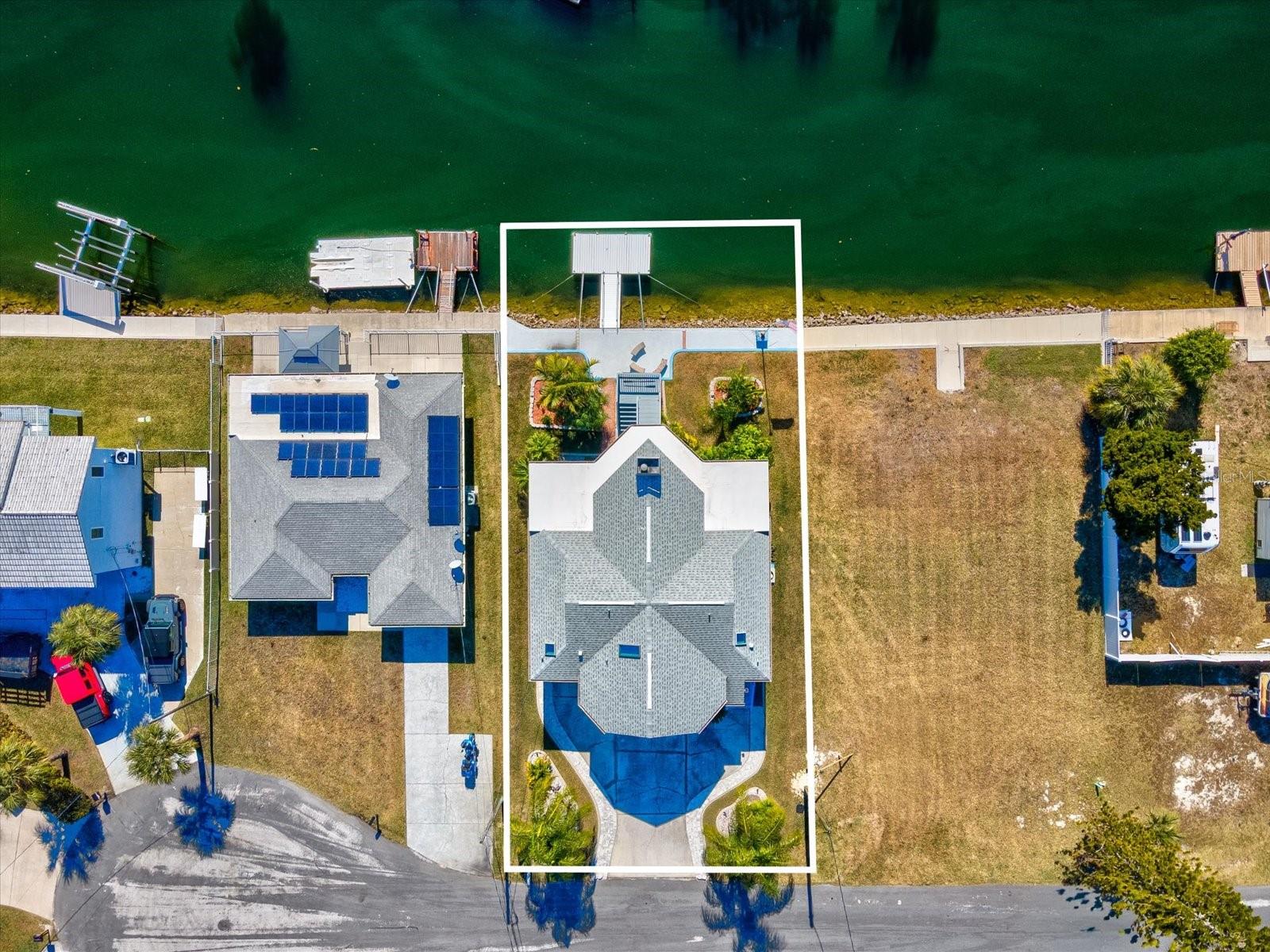 HERNANDO BEACH - Residential