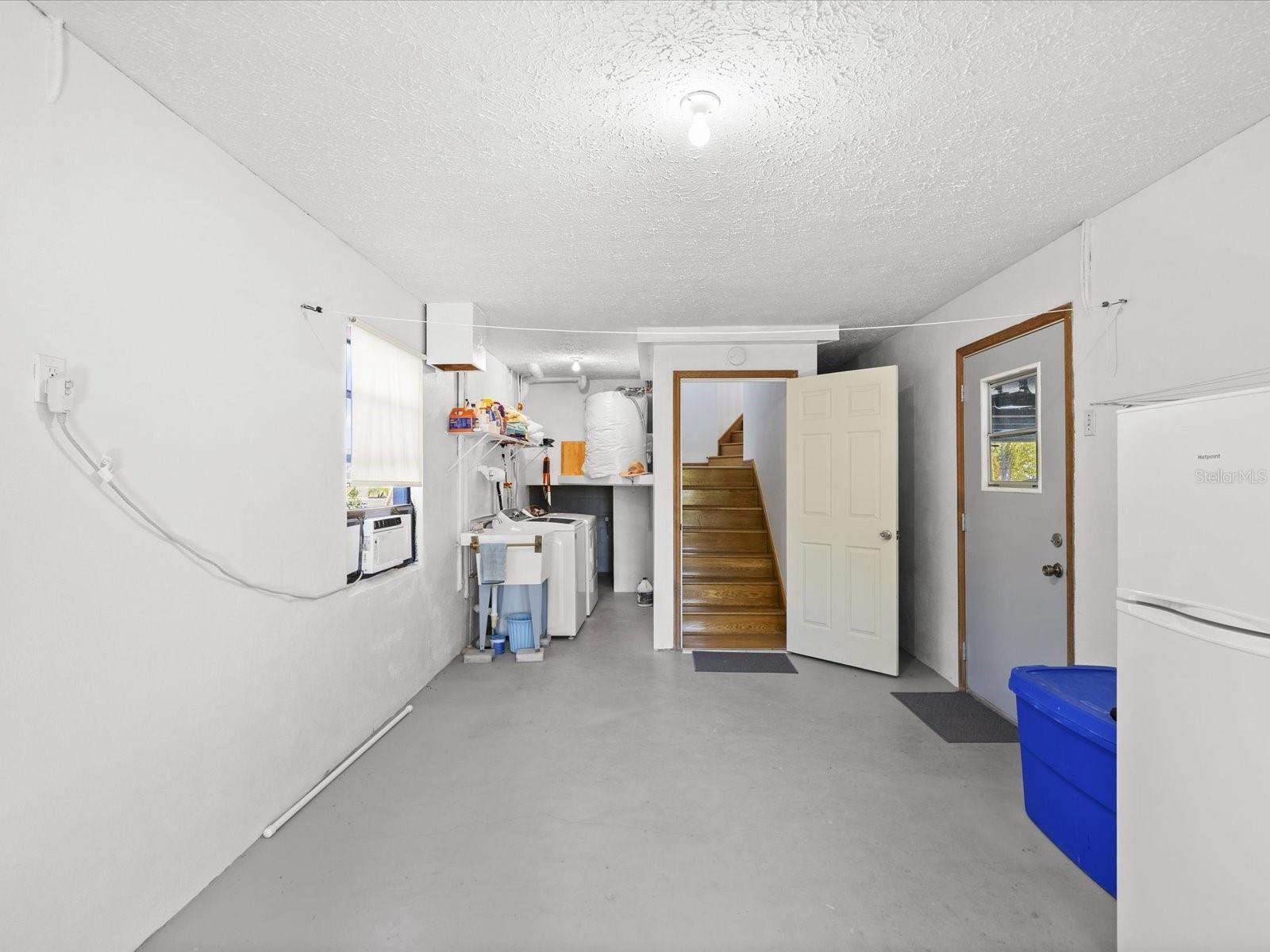 HERNANDO BEACH - Residential