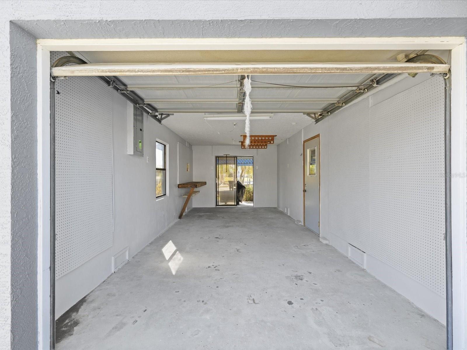 HERNANDO BEACH - Residential