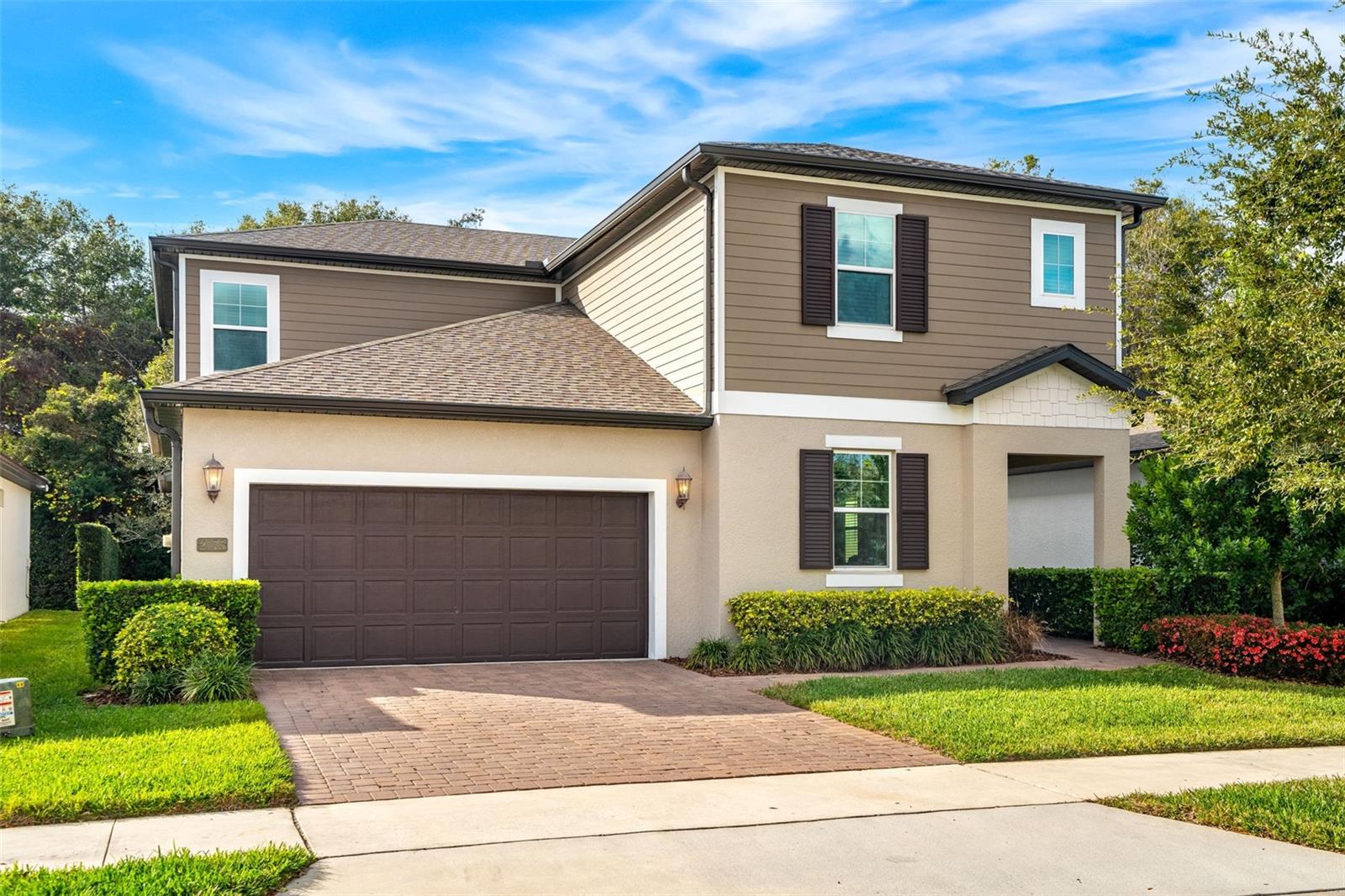 HAWKS CREST - Residential