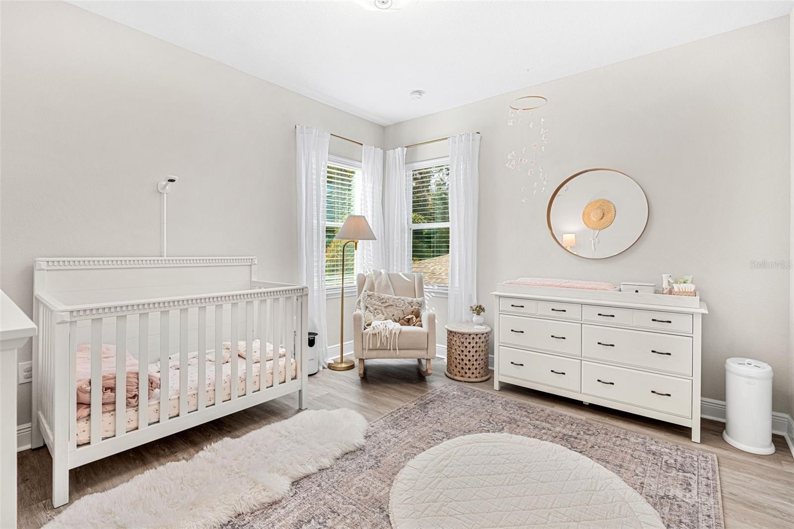 HAWKS CREST - Residential