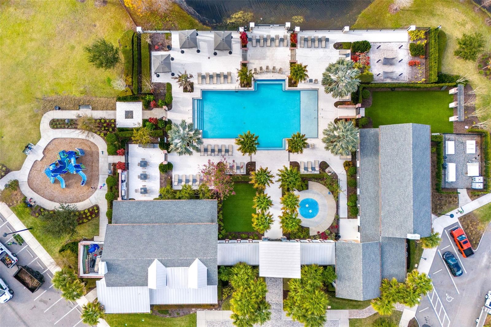 HAWKS CREST - Residential