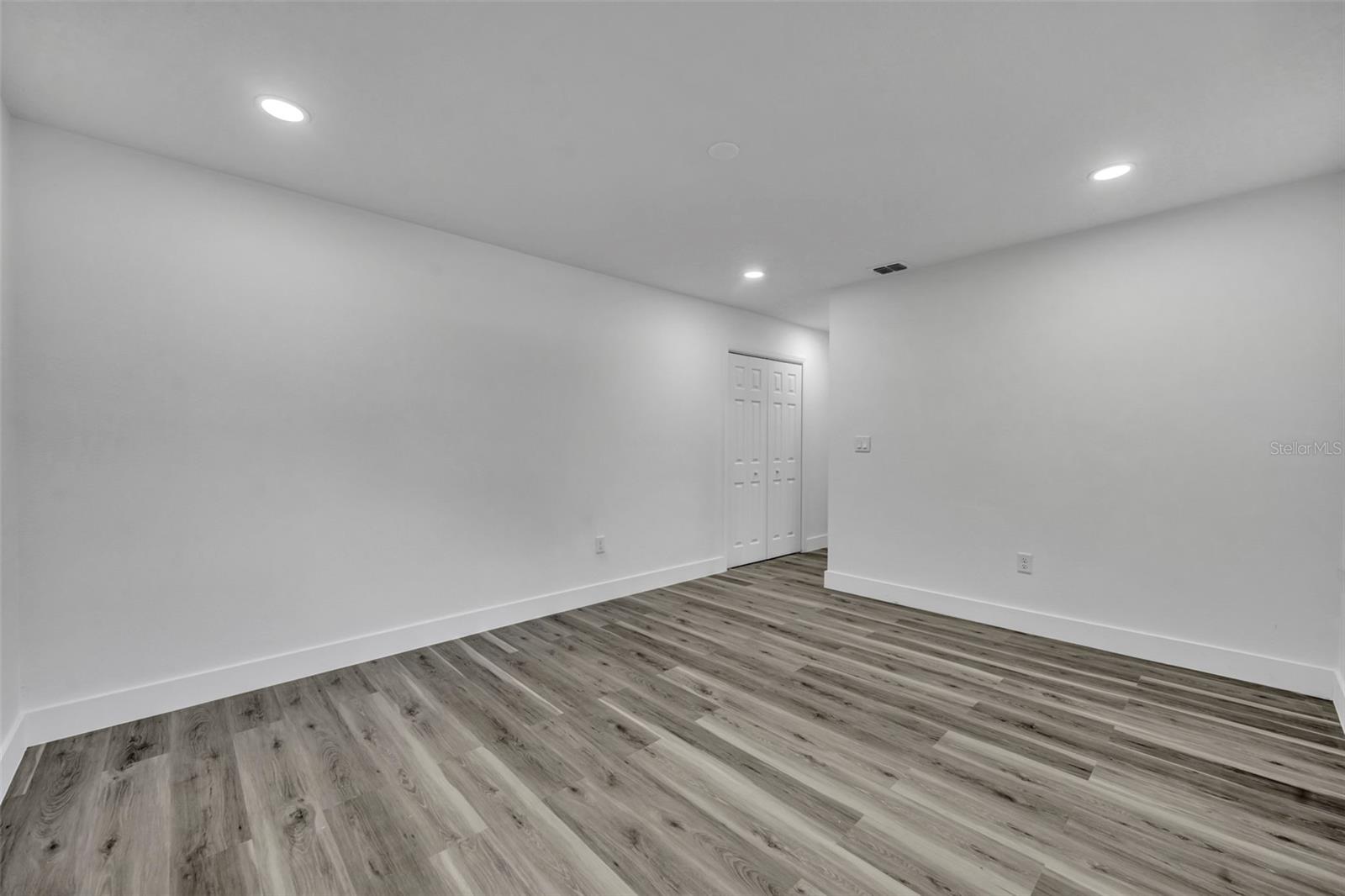 WINTER PARK ESTATES - Residential