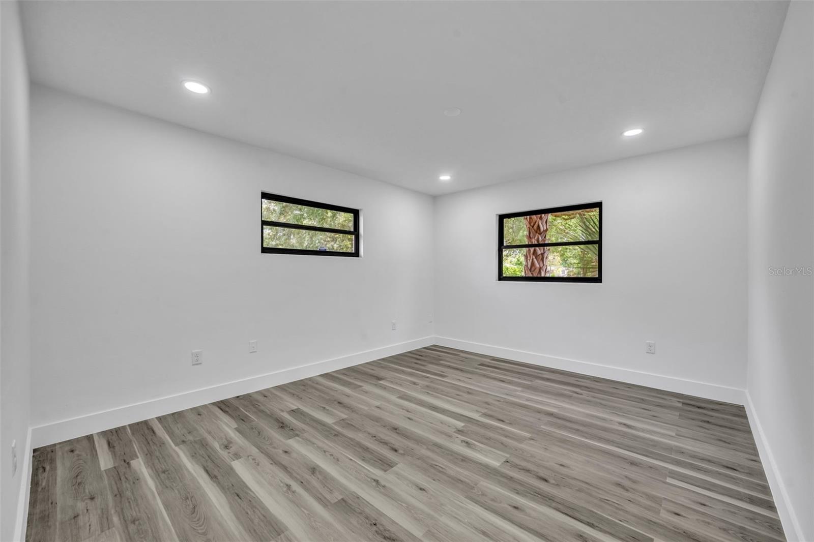 WINTER PARK ESTATES - Residential